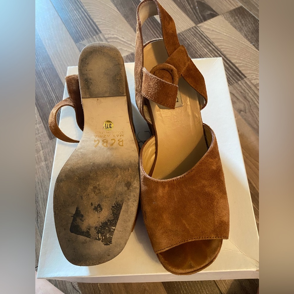 Tan Suede Platform BCBG Max Azria Shoes - Picture 3 of 3